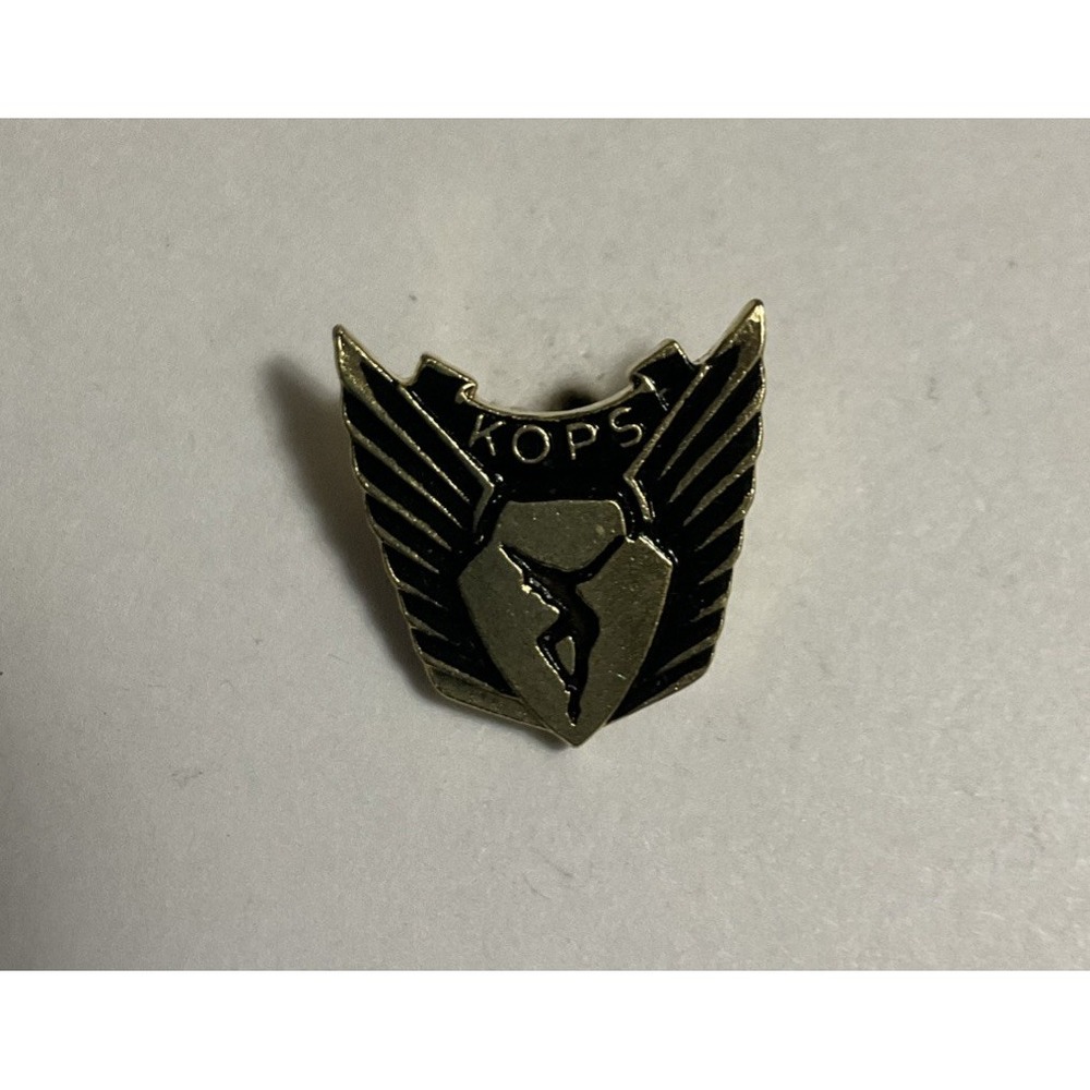 KOPS Weight Loss Achievement Award Lapel Pin Brooch Gold Tone Black Enamel Pin